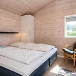 4 Star In Tatil Evi